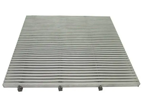 The picture shows a stainless steel wedge wire screen panel under normal conditions.