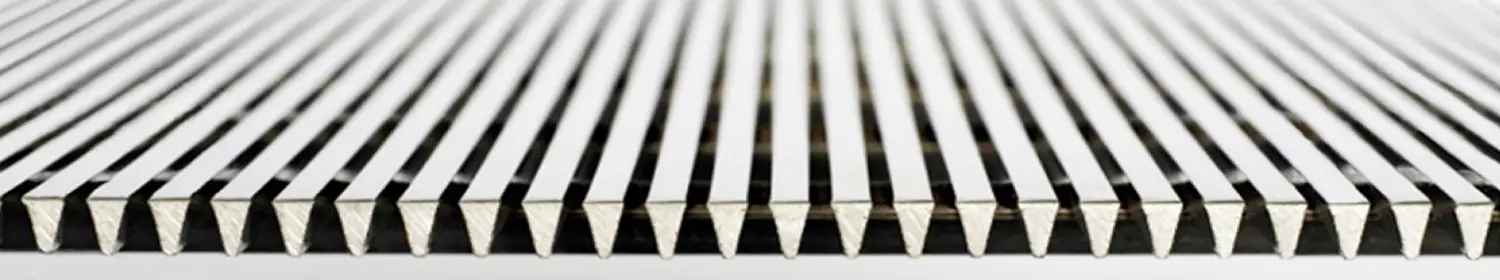 Um pedaço de perfil fio tela painel.